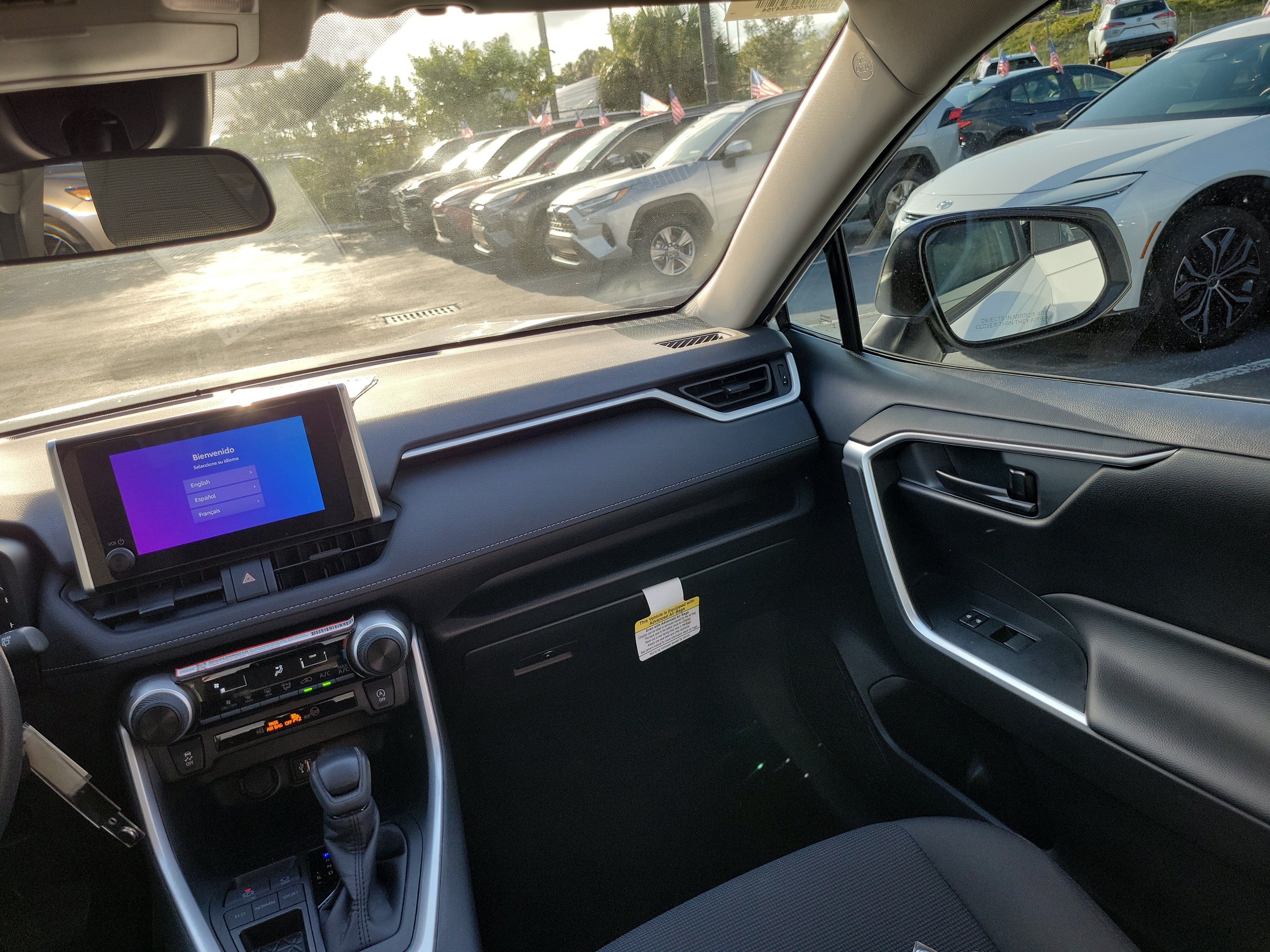 Used 2025 Toyota RAV4 LE FWD image 17