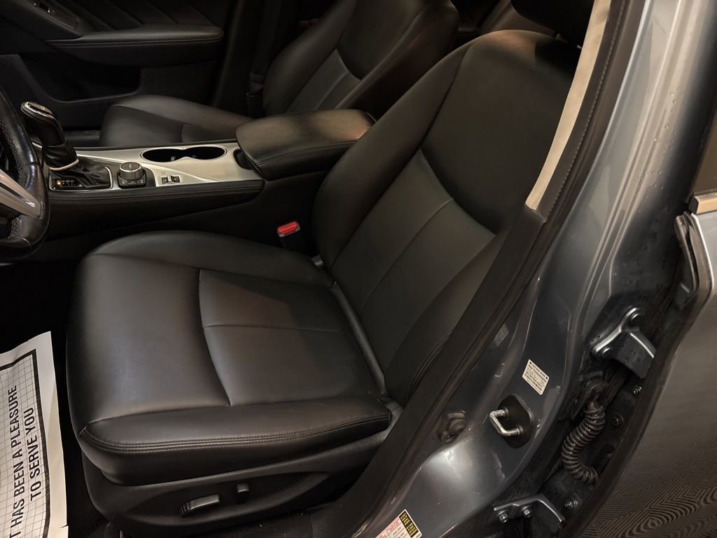 Used 2020 INFINITI Q50 Luxe w/ Cargo Package RWD image 12