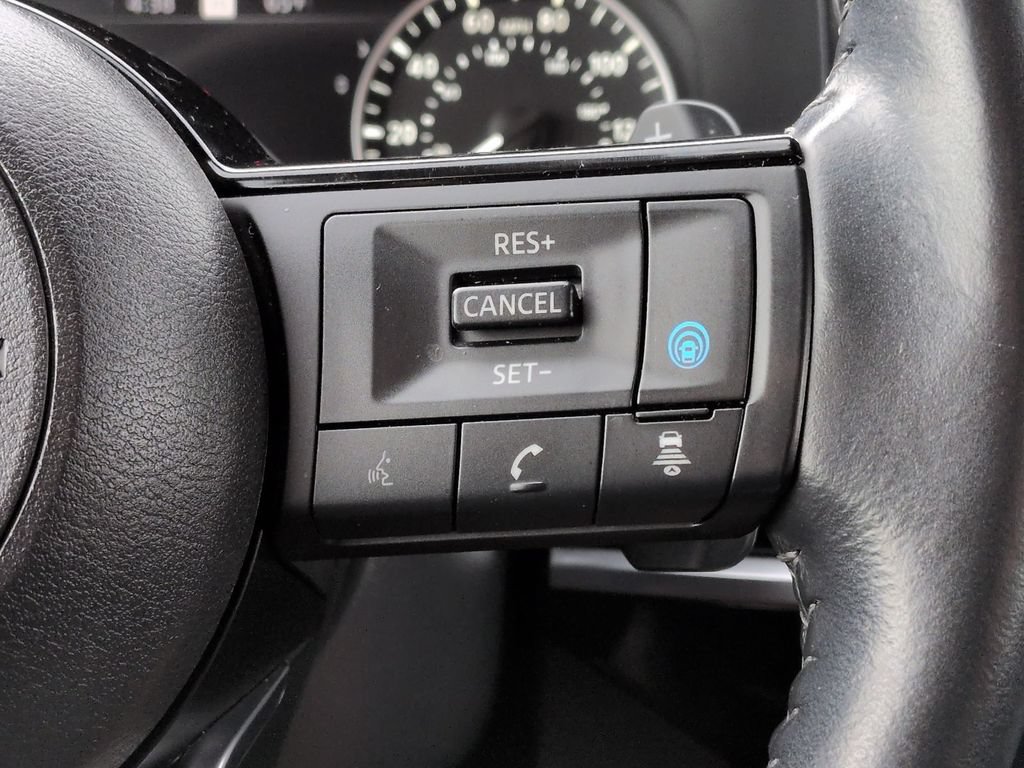 Used 2023 Nissan Pathfinder SL FWD image 21