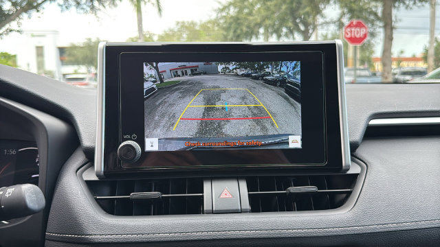 Used 2025 Toyota RAV4 XLE w/ Convenience Package FWD image 24