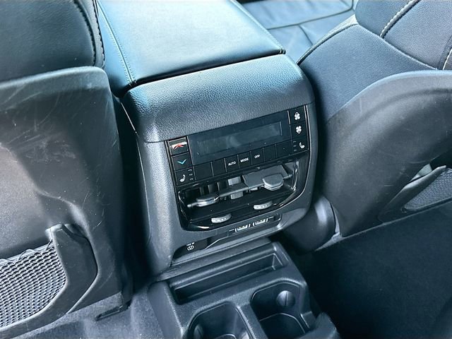 Used 2024 Jeep Grand Cherokee L Limited w/ Luxury Tech Group II image 26