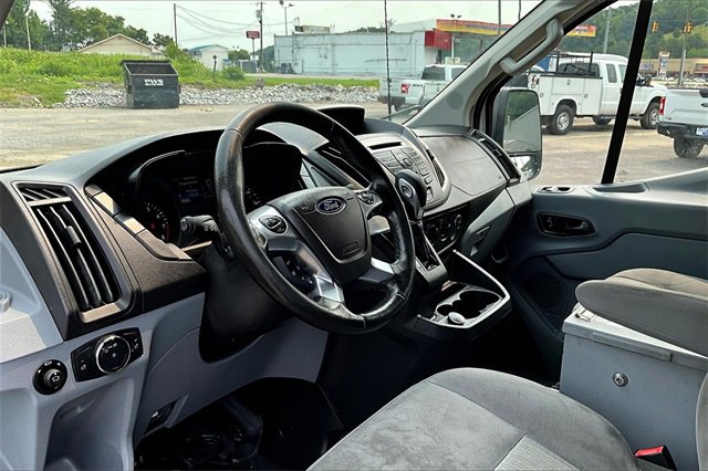 Used 2018 Ford Transit 250 130 Low Roof image 13