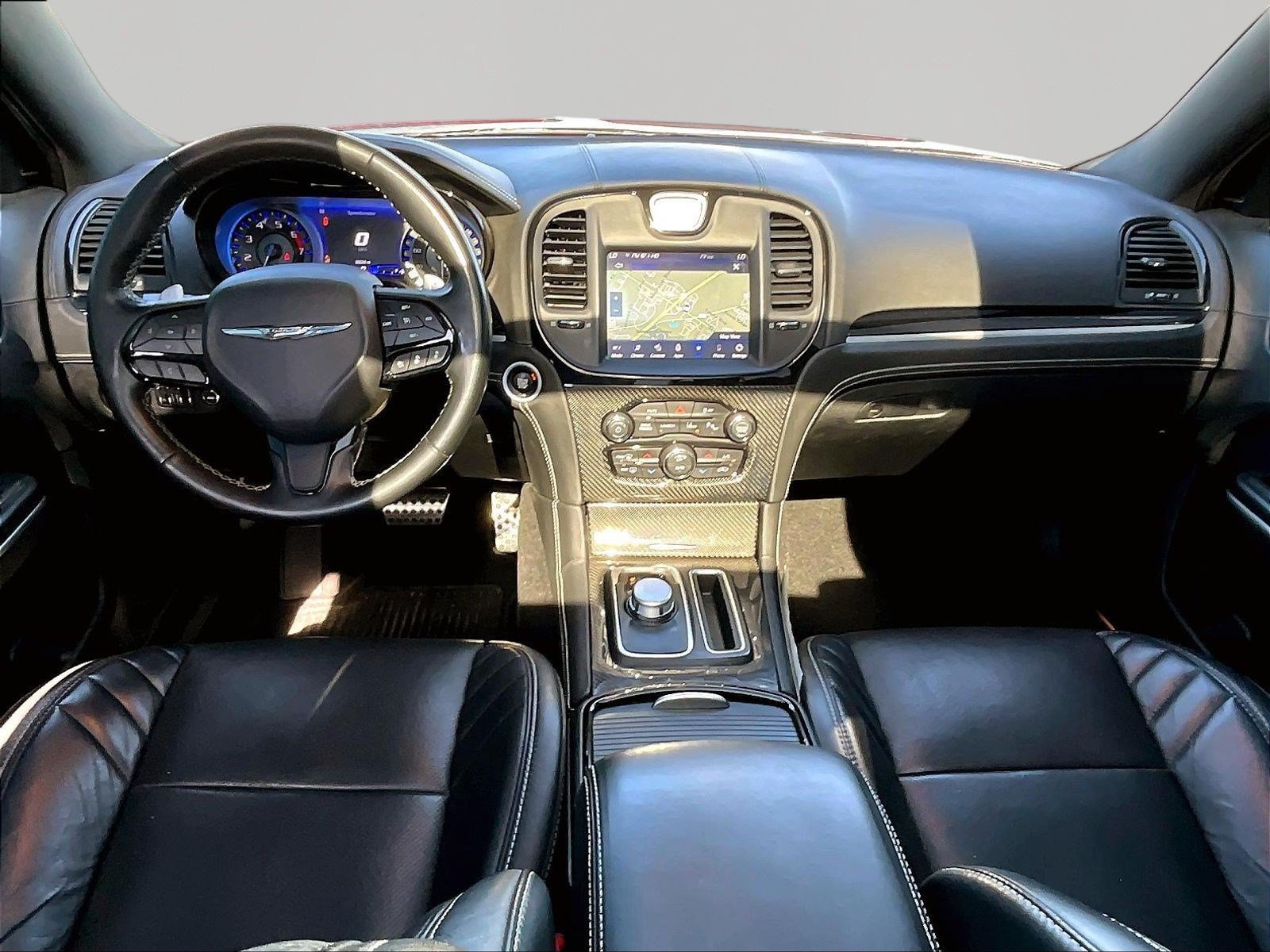 Used 2023 Chrysler 300 C RWD image 7