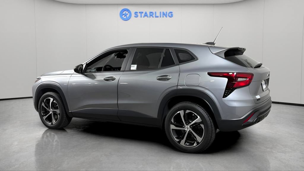 Certified 2024 Chevrolet Trax RS w/ Sunroof Package FWD image 4