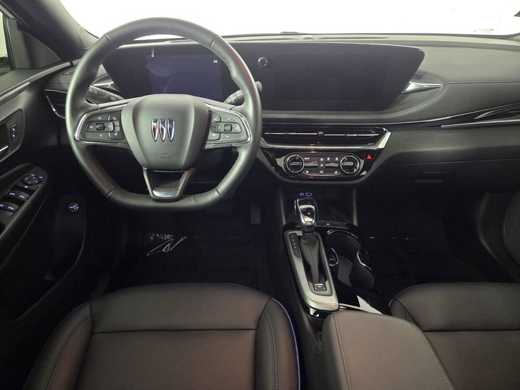 Used 2025 Buick Envista Sport Touring w/ Convenience I Package FWD image 27