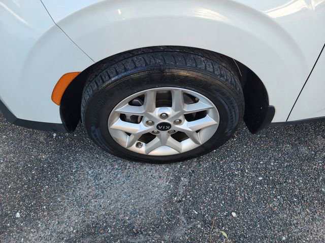 Used 2020 Kia Soul S image 6