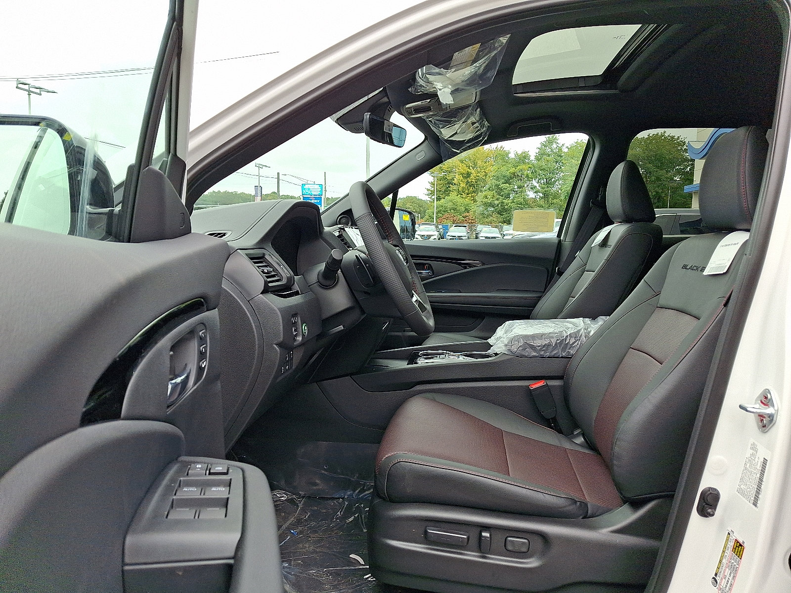 New 2026 Honda Ridgeline Black Edition image 6