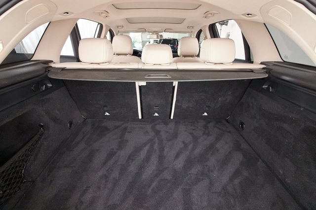 Used 2019 Mercedes-Benz GLC 300 4MATIC image 29