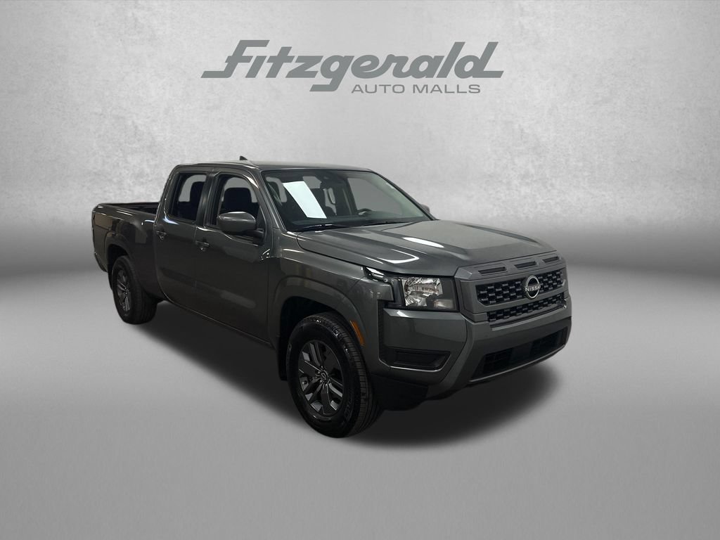 Used 2025 Nissan Frontier SV w/ Tow Package RWD image 8
