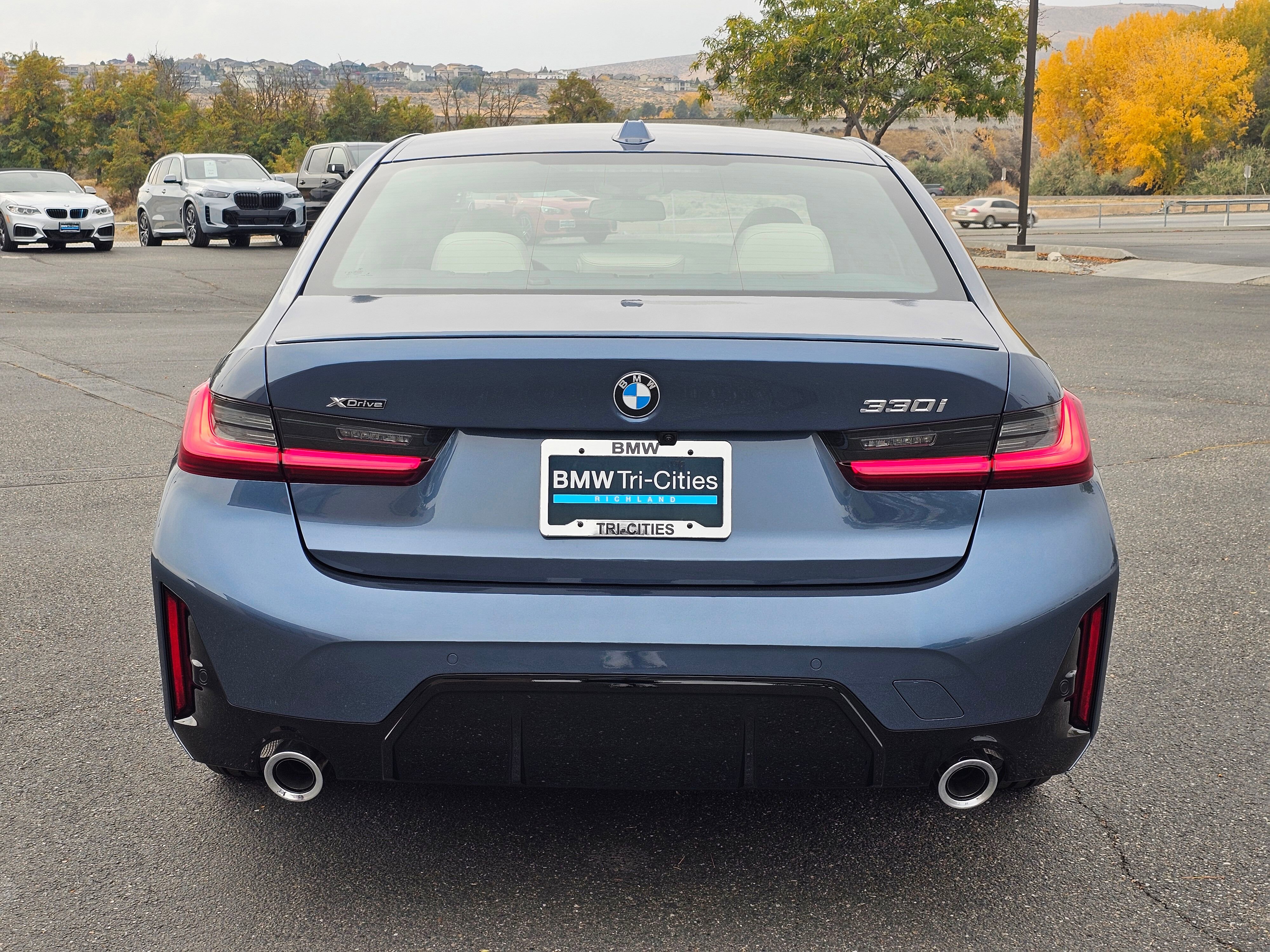 New 2026 BMW 330i xDrive Sedan w/ M Sport Package image 5