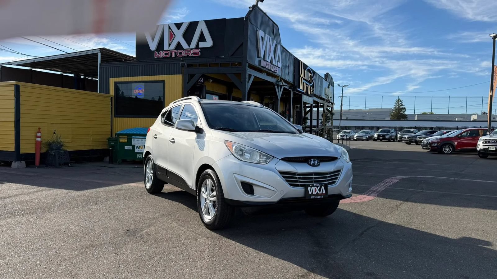 Used 2010 Hyundai Tucson GLS w/ Popular Equipment Pkg 2 FWD image 3