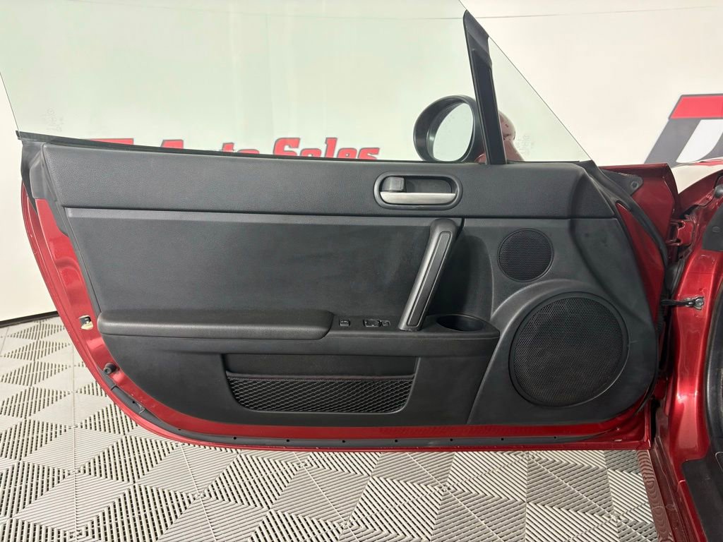 Used 2012 MAZDA MX-5 Miata Touring RWD image 16