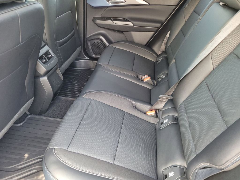 New 2026 Chevrolet Equinox EV LT image 24