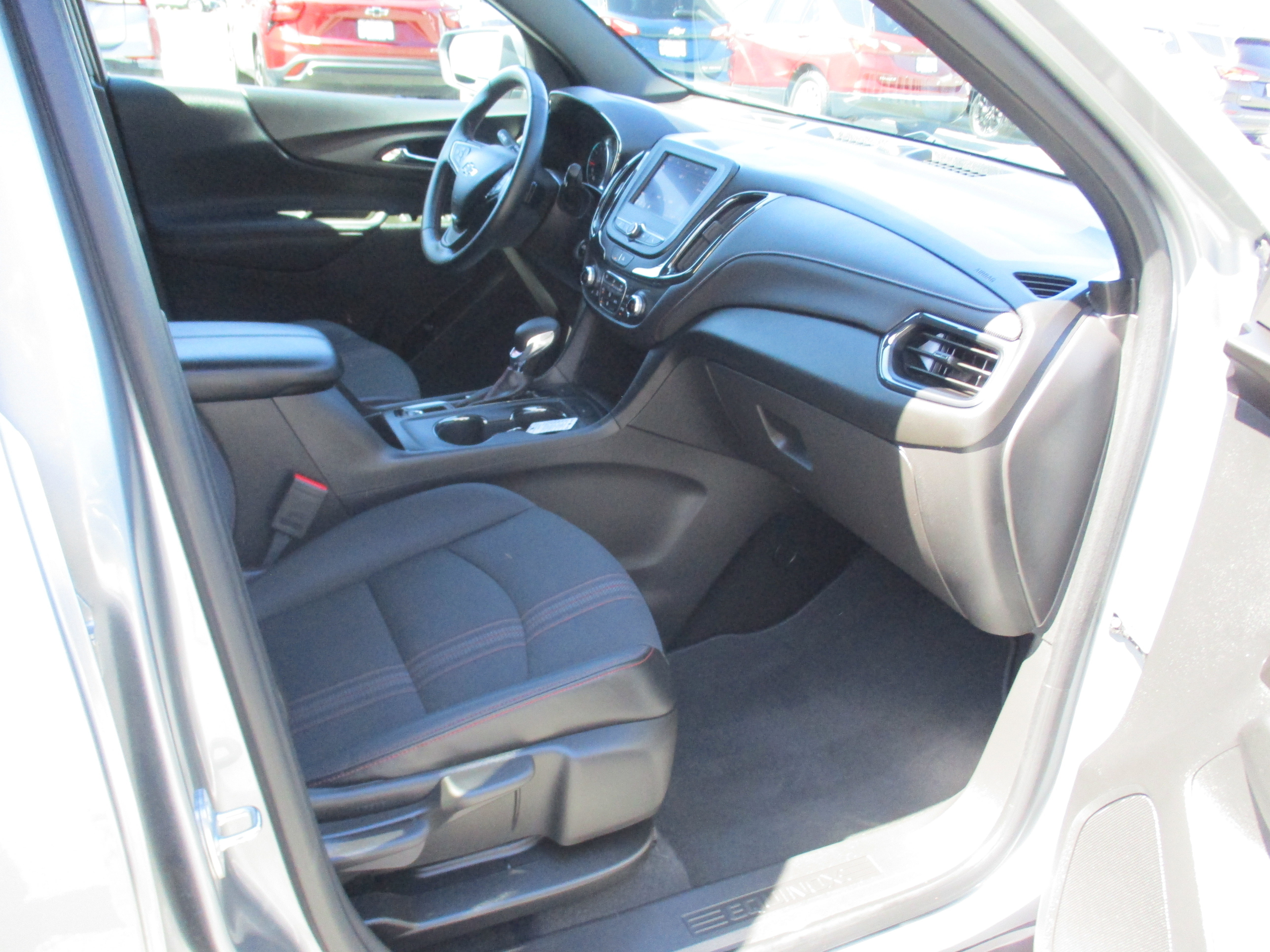 Certified 2023 Chevrolet Equinox RS w/ LPO, Cargo Package AWD/4WD image 15