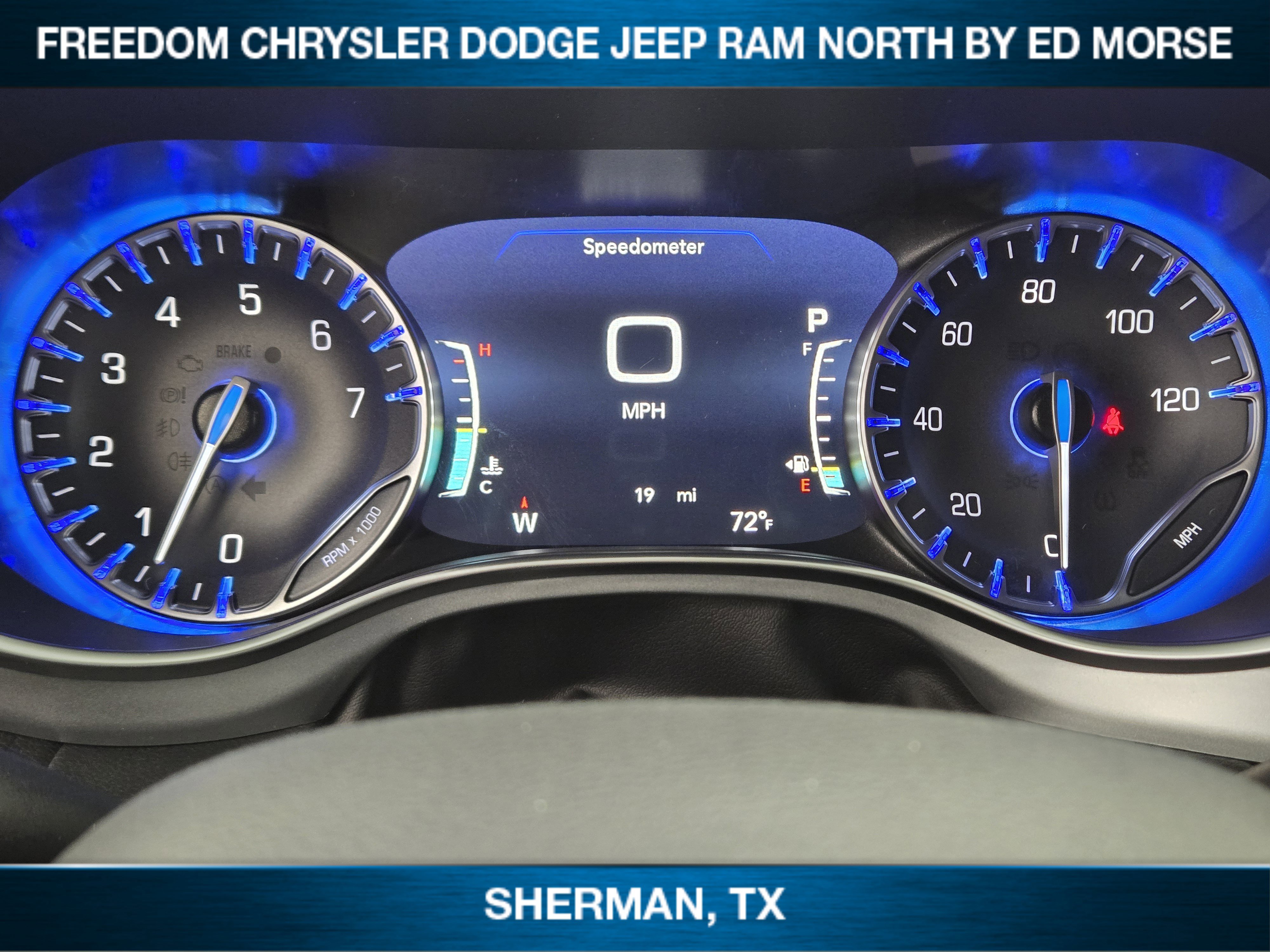 New 2026 Chrysler Pacifica Limited image 10