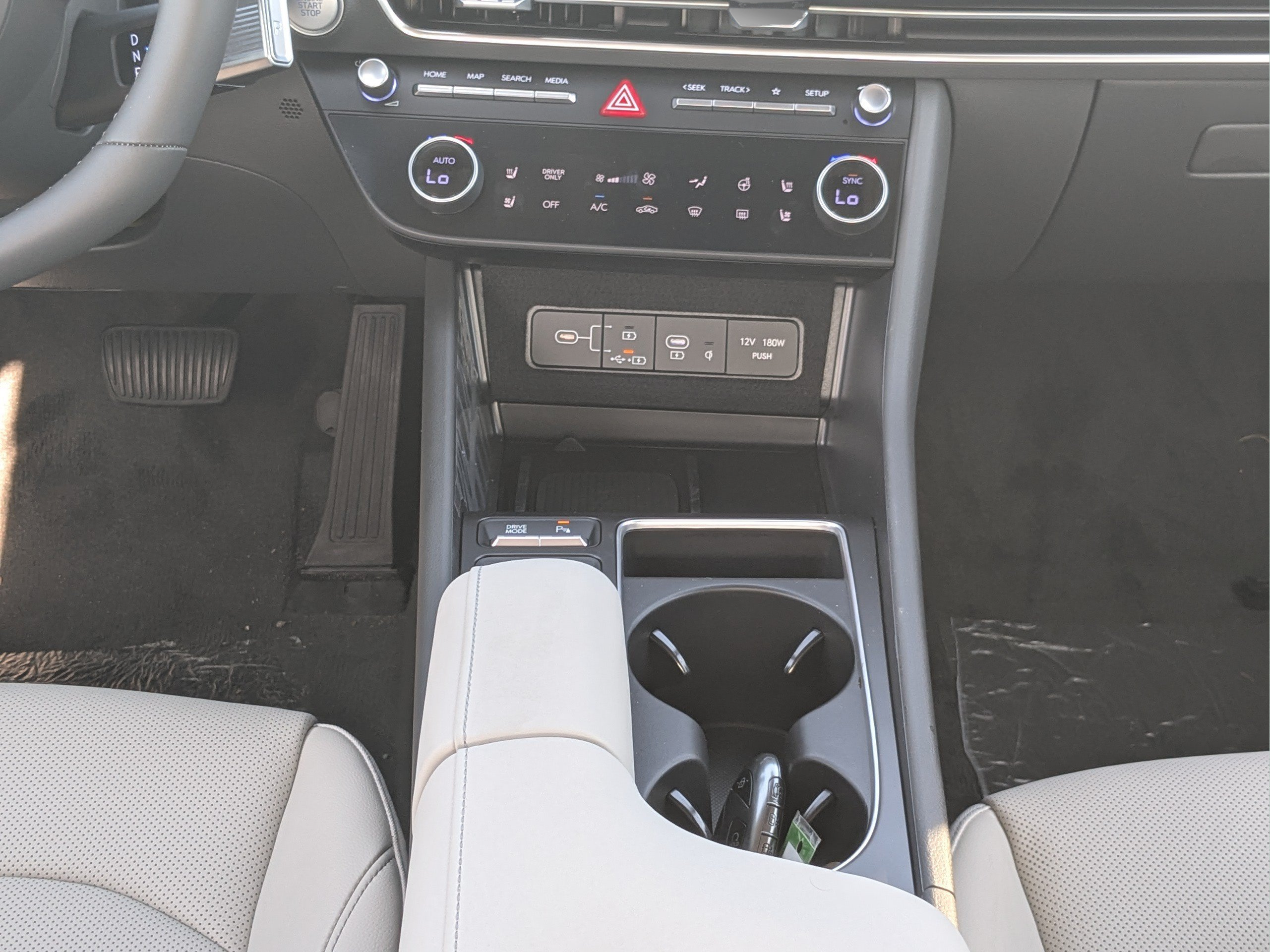 New 2026 Hyundai Sonata Limited FWD image 18
