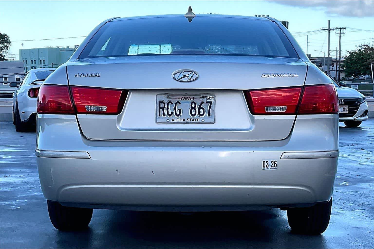 Used 2010 Hyundai Sonata GLS FWD image 5