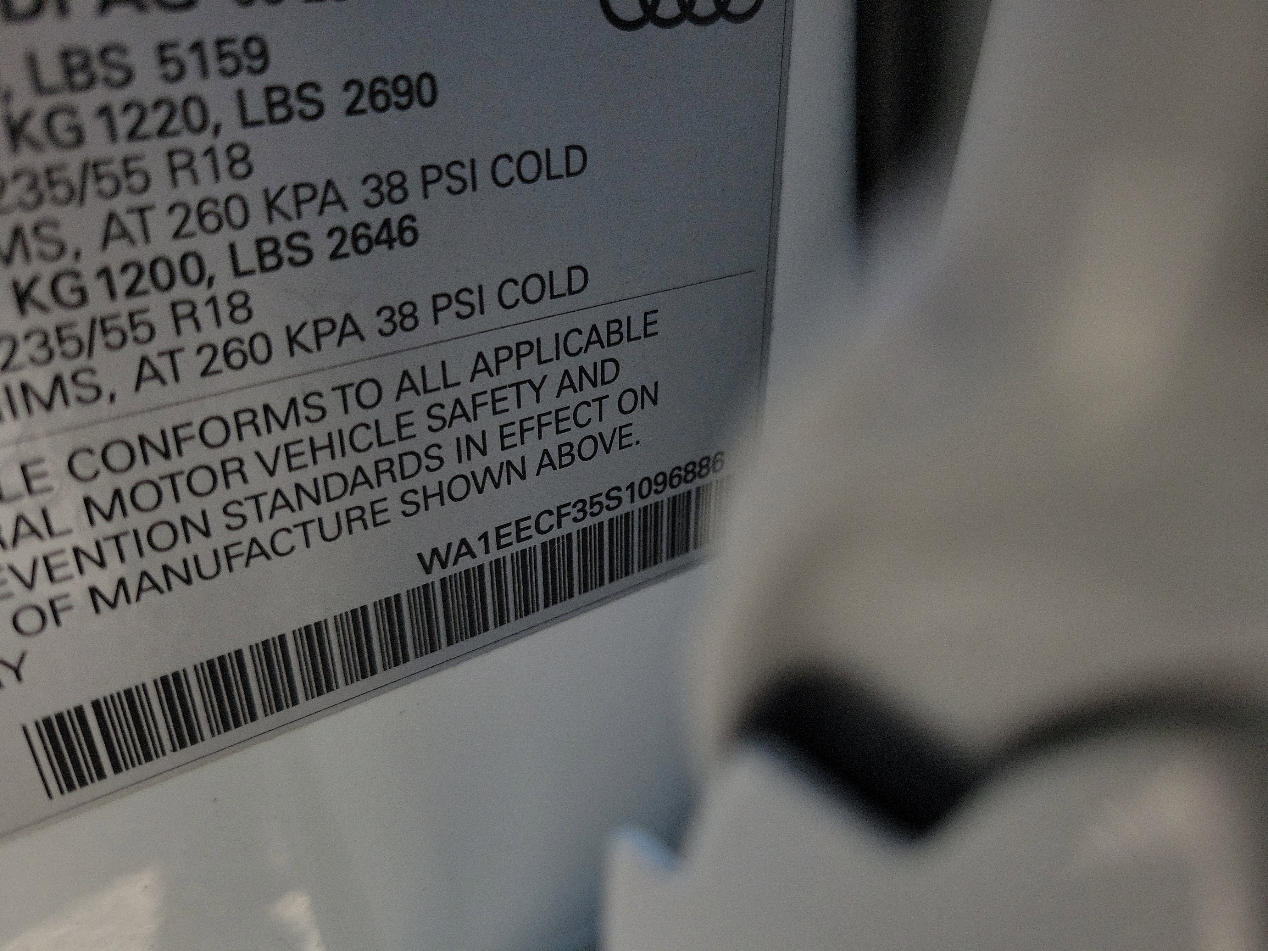 Certified 2025 Audi Q3 2.0T Premium Plus w/ Premium Plus Package AWD/4WD image 34