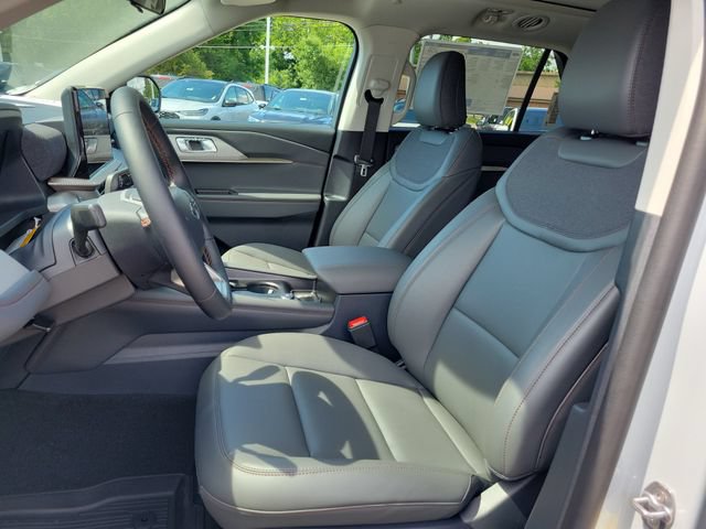 New 2026 Ford Explorer Active w/ Active Comfort Package AWD/4WD image 18