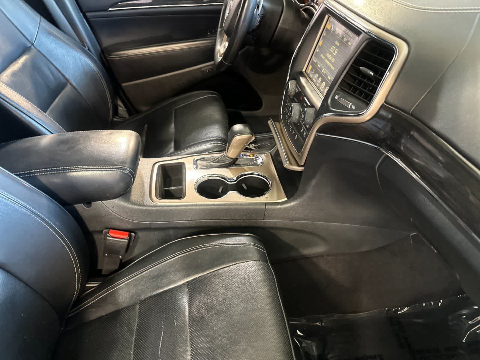 Used 2016 Jeep Grand Cherokee Overland RWD image 17