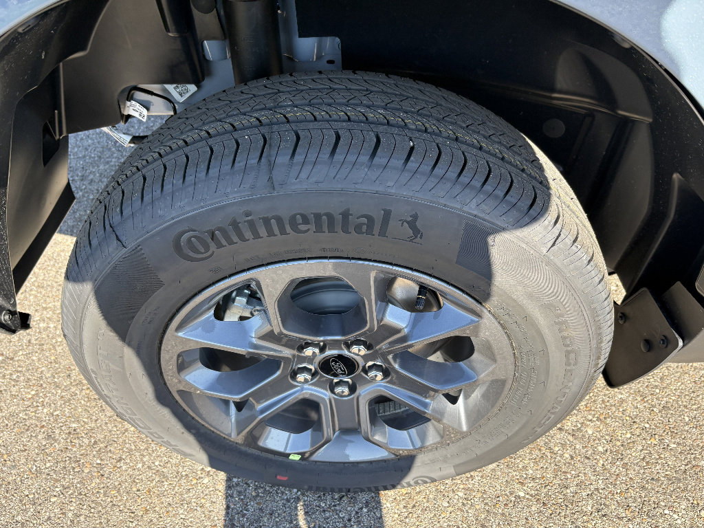 New 2026 Ford Maverick XLT image 12