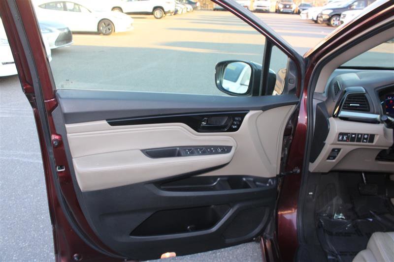 Used 2021 Honda Odyssey Touring image 9