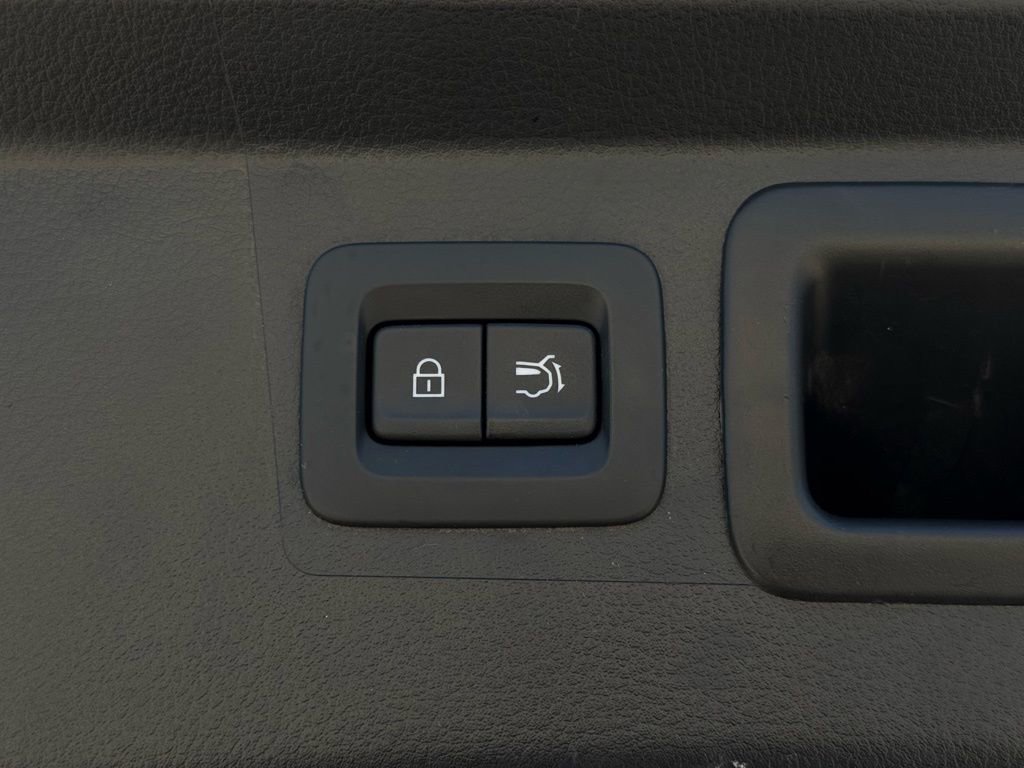 Used 2025 MAZDA CX-50 2.5 Hybrid w/ Premium Plus Pkg image 12