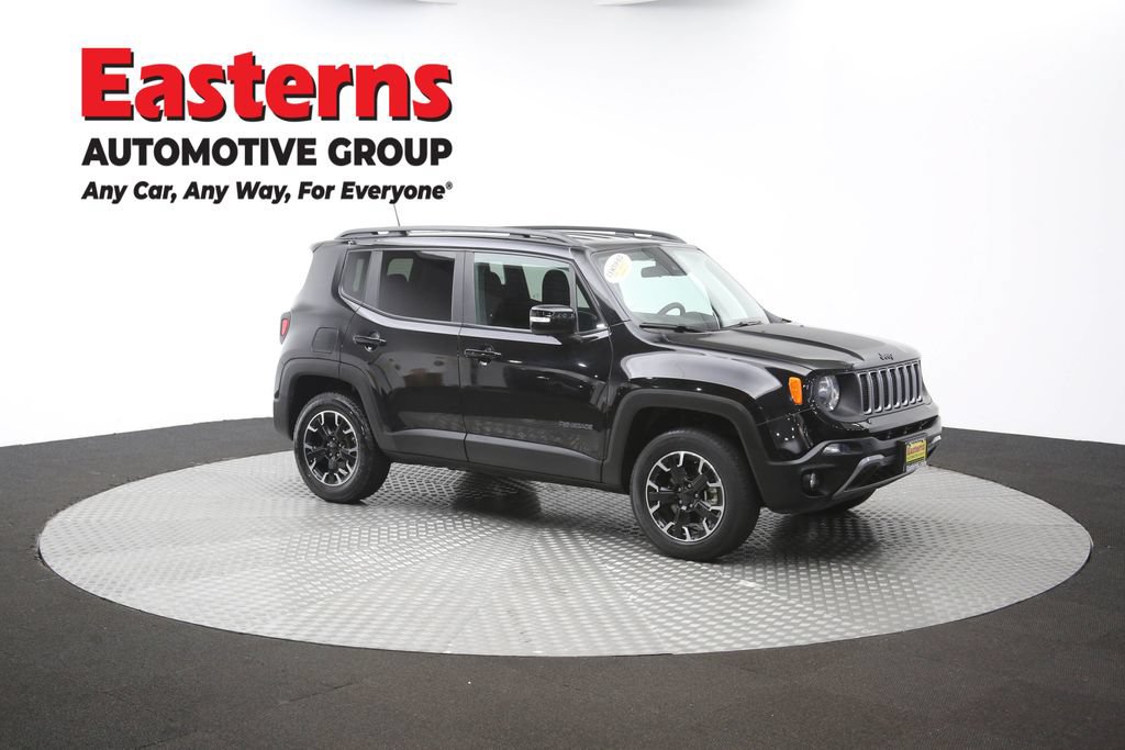 Used 2023 Jeep Renegade Latitude AWD/4WD image 49