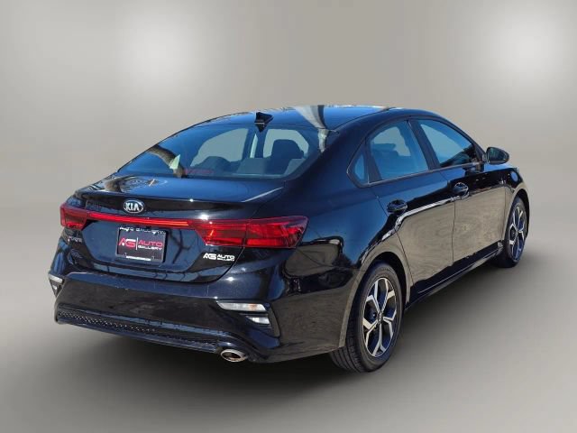Used 2021 Kia Forte LXS FWD image 5