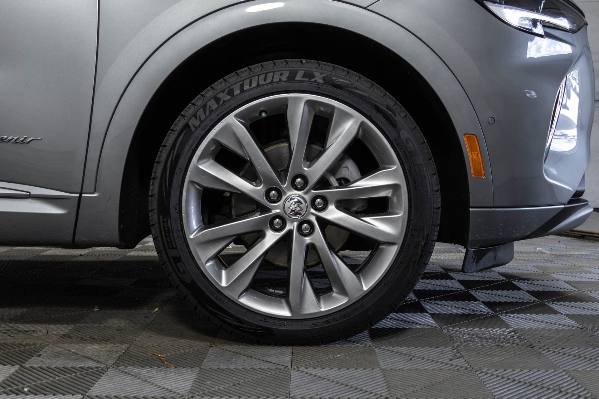 Used 2023 Buick Envision Avenir AWD/4WD image 46