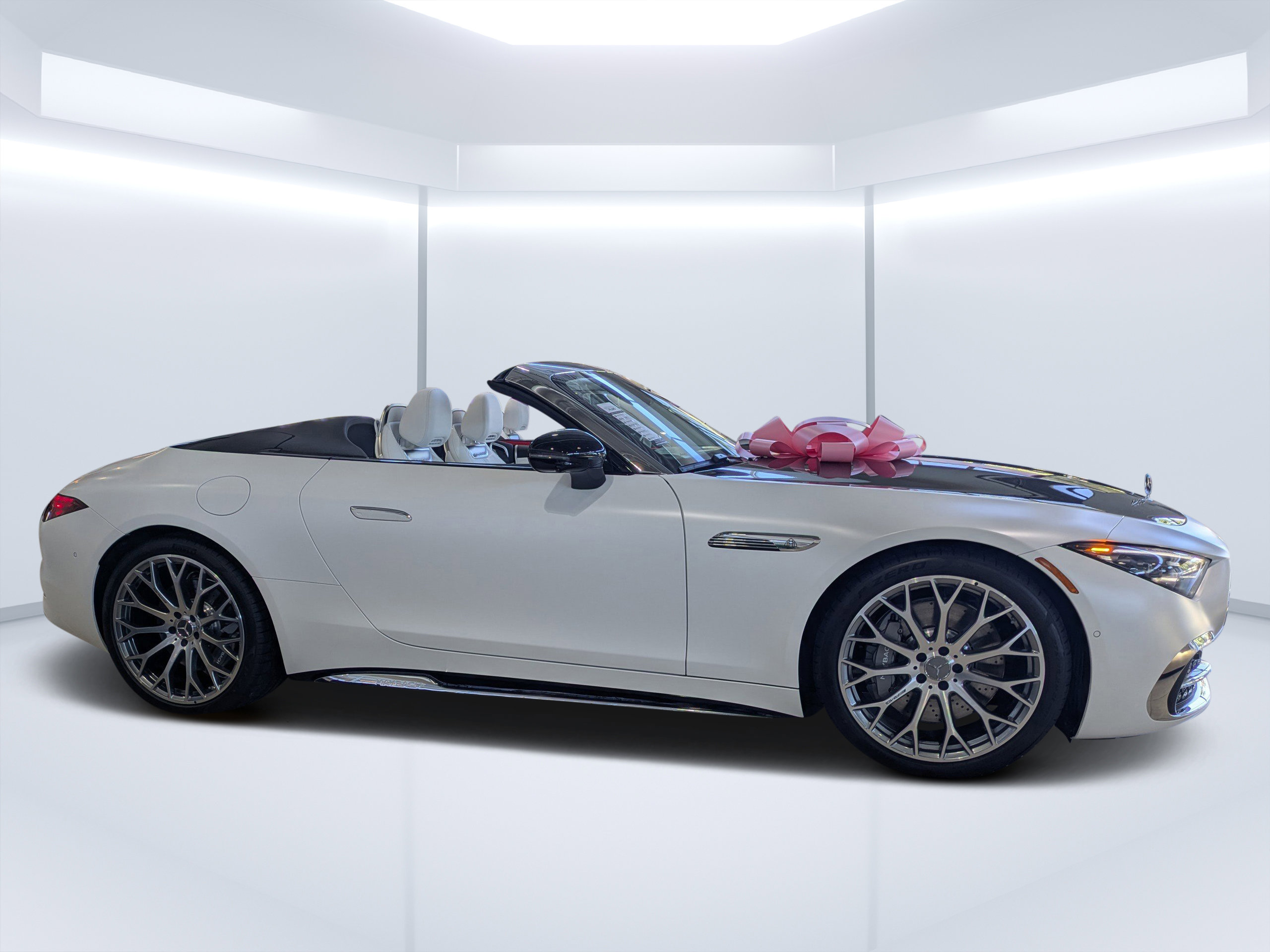 New 2026 Mercedes-Benz Maybach SL 680 image 5