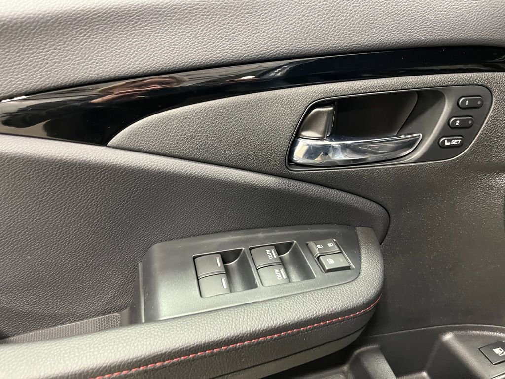 New 2026 Honda Ridgeline Black Edition image 14