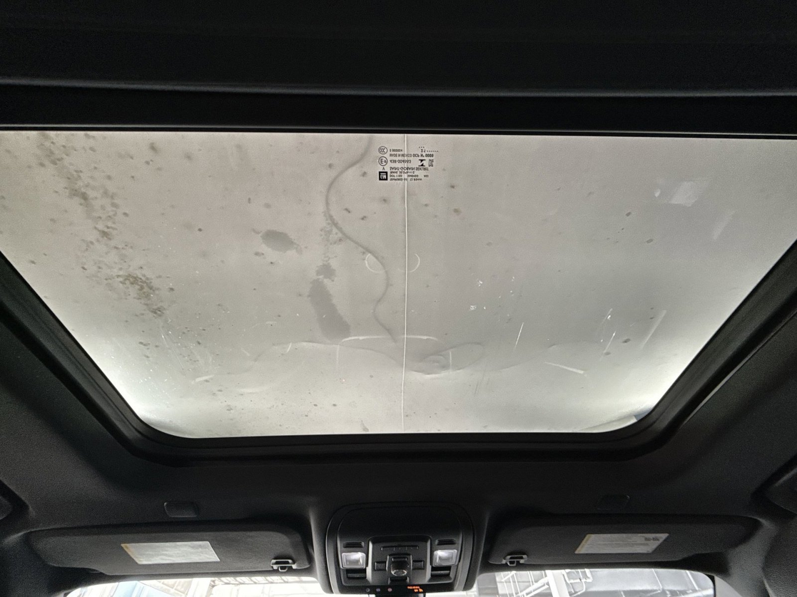 Used 2022 GMC Yukon XL SLT w/ SLT Premium Package image 24