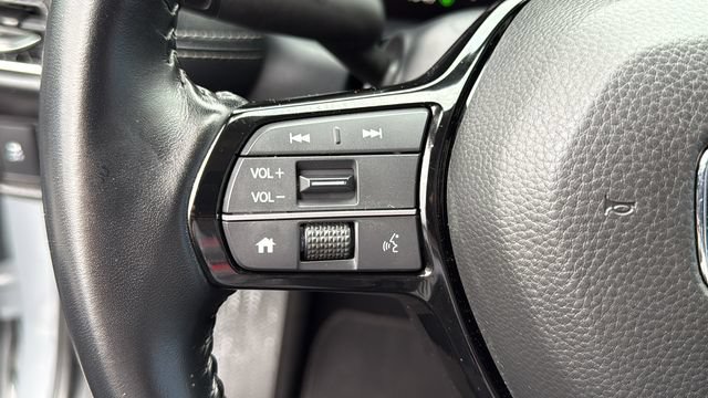 Used 2026 Honda HR-V EX-L image 13
