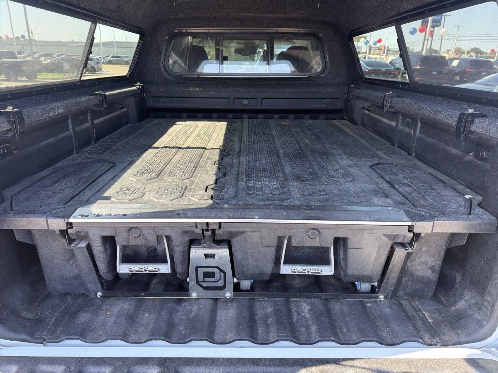 Used 2021 Chevrolet Colorado Z71 w/ Safety Package AWD/4WD image 25