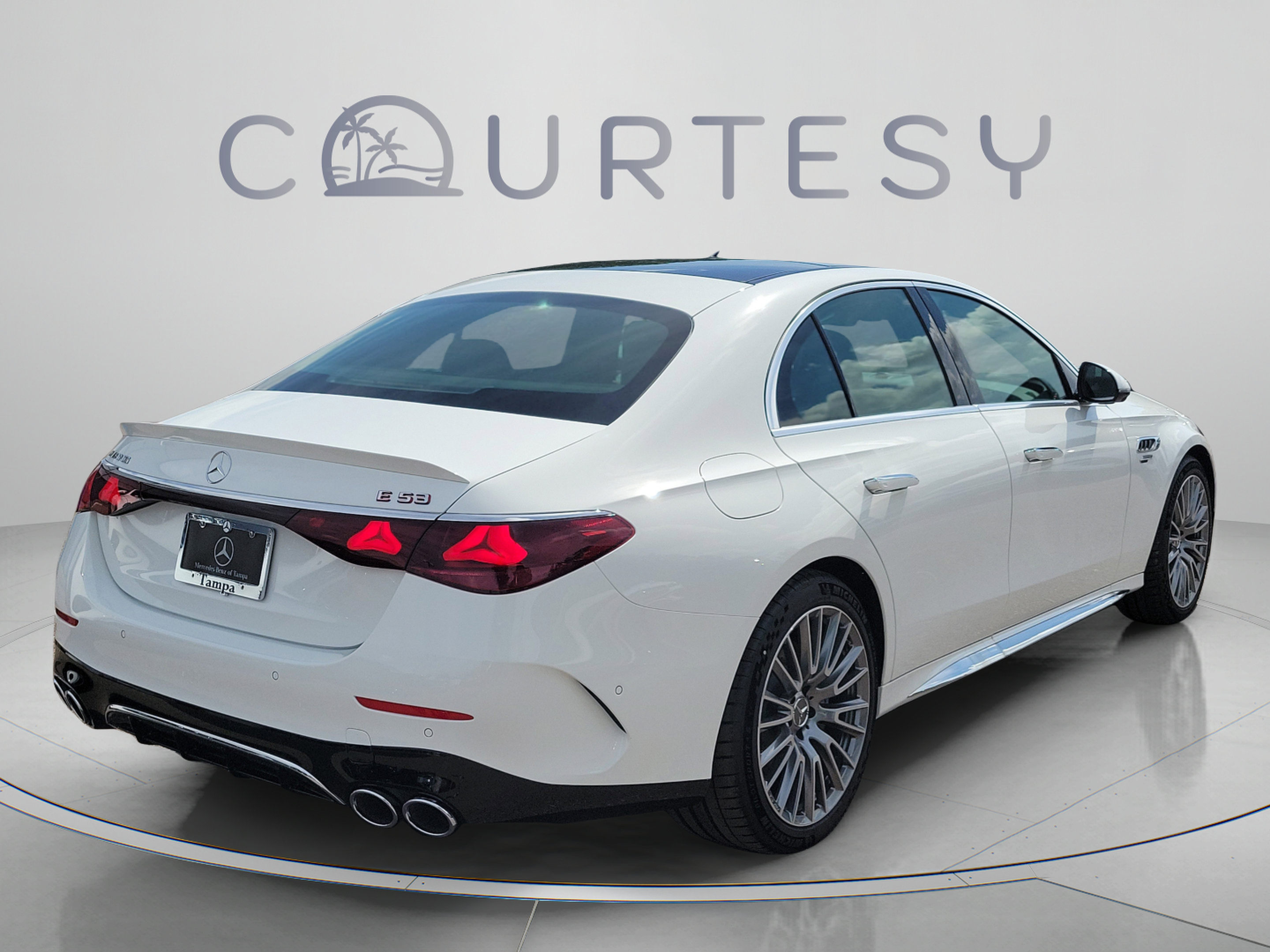 New 2026 Mercedes-Benz E 53 AMG e 4MATIC Sedan image 3