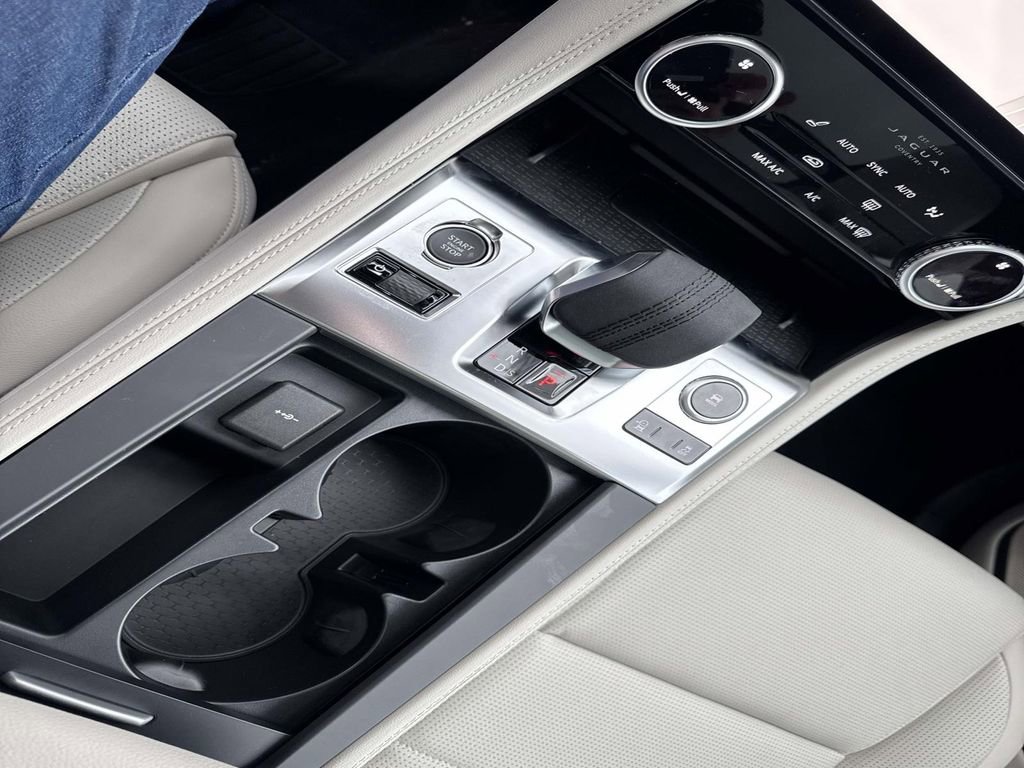 New 2026 Jaguar F-PACE R-Dynamic S AWD/4WD image 26