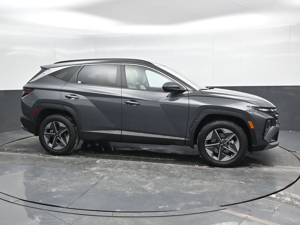 New 2026 Hyundai Tucson SEL image 3