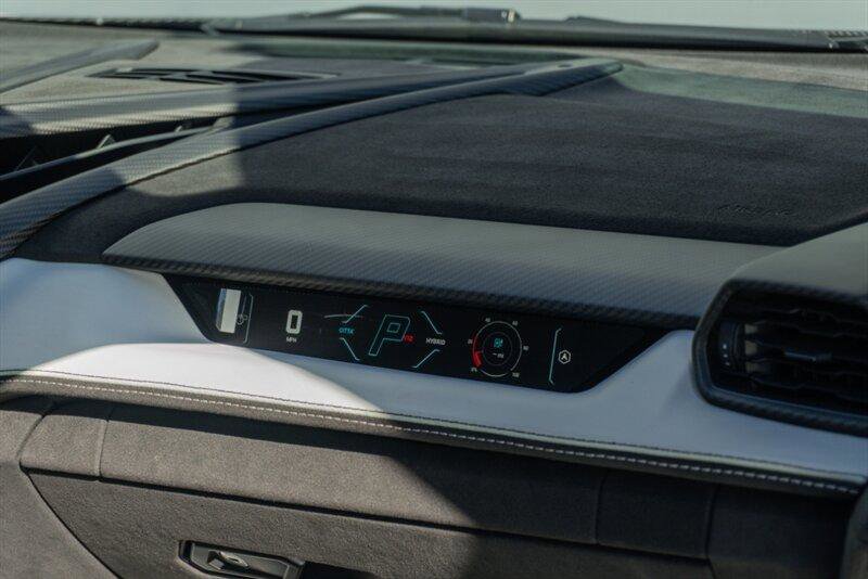 Used 2024 Lamborghini Revuelto image 72