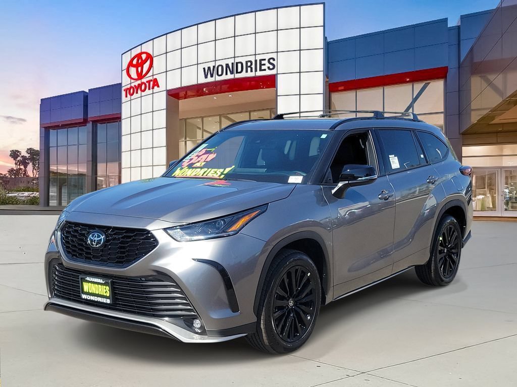 New 2026 Toyota Highlander XSE AWD/4WD image 2