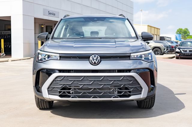 New 2026 Volkswagen Taos S FWD image 9