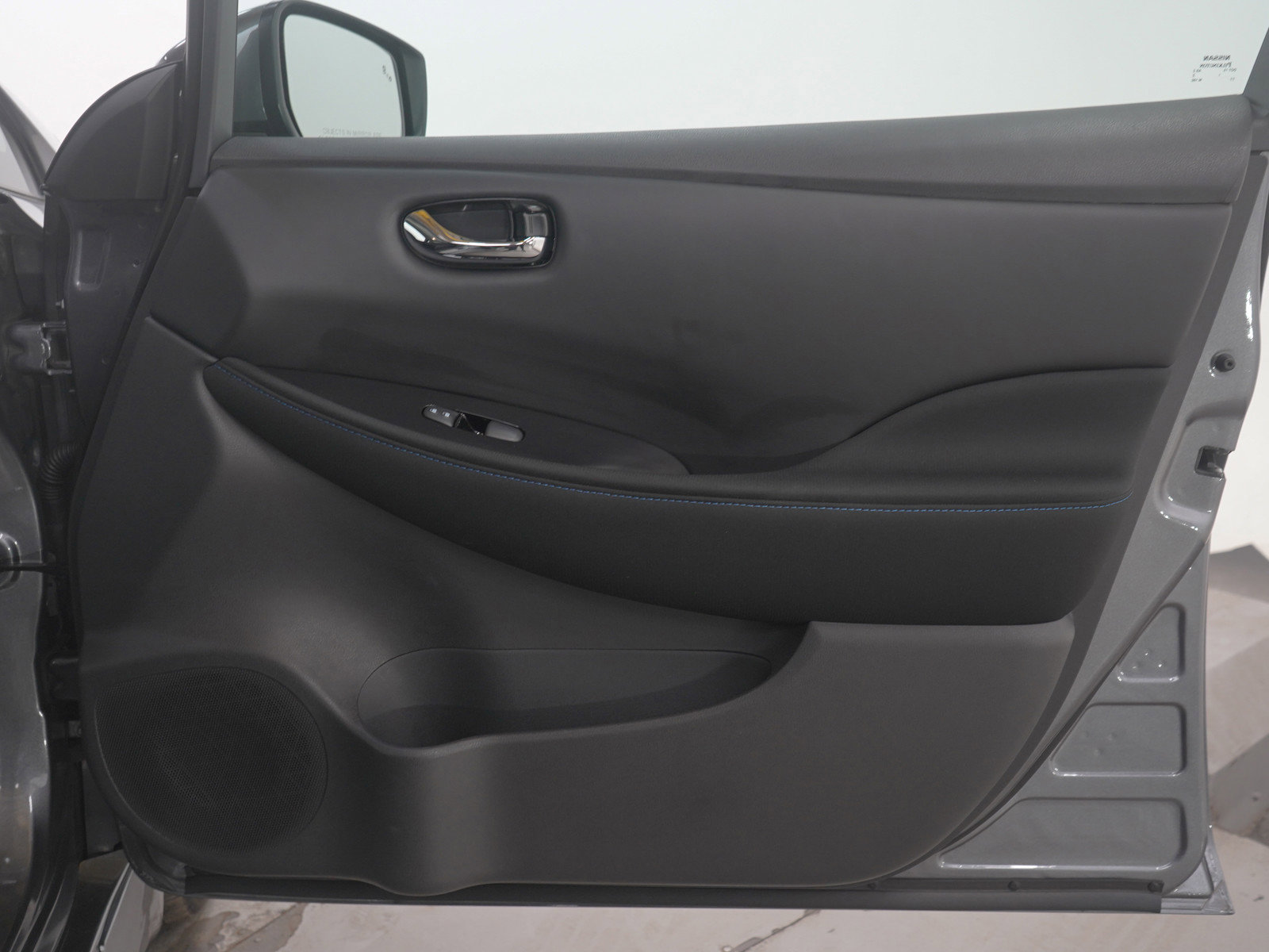 Used 2024 Nissan Leaf SV Plus image 11