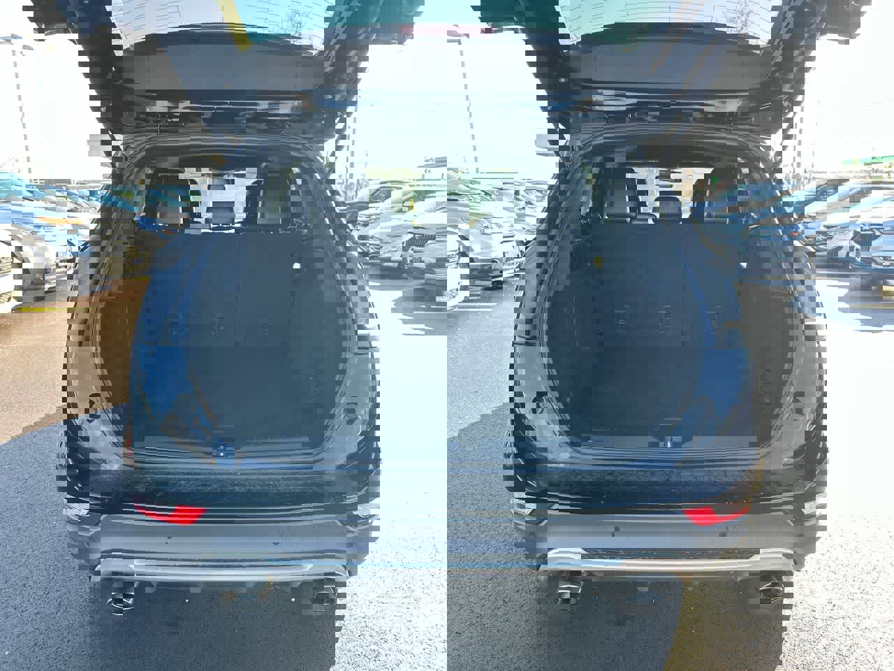 Used 2017 Lincoln MKC Select w/ Lincoln MKC Climate Package image 35