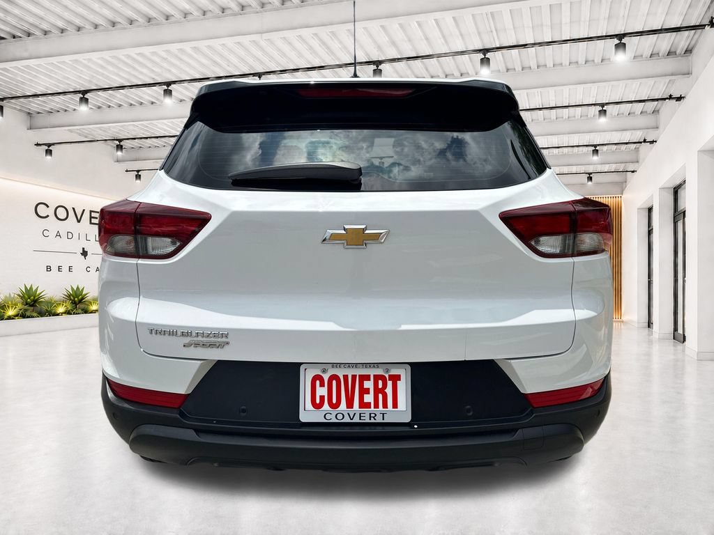 Used 2021 Chevrolet TrailBlazer LS FWD image 12
