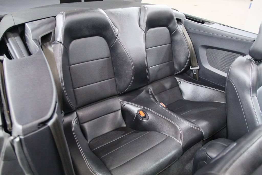 Used 2021 Ford Mustang Premium w/ Black Accent Package RWD image 23