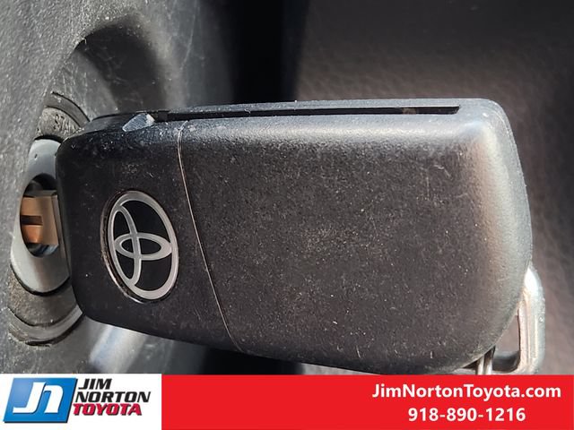 Used 2024 Toyota Camry LE FWD image 21
