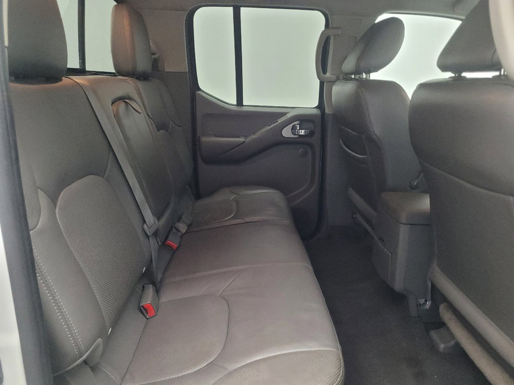 Used 2019 Nissan Frontier SL RWD image 19