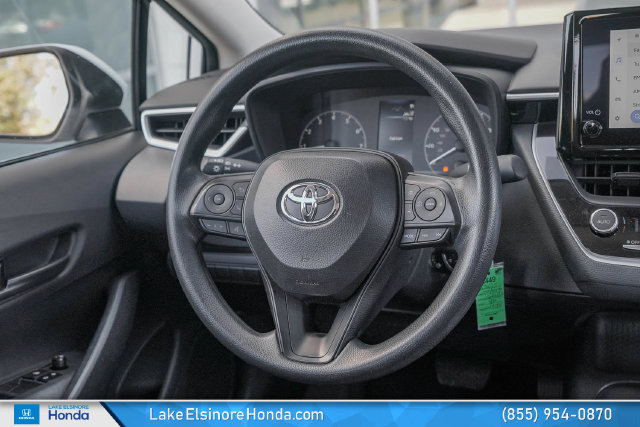Used 2025 Toyota Corolla LE FWD image 21
