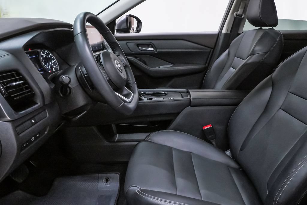Used 2023 Nissan Rogue SL FWD image 9