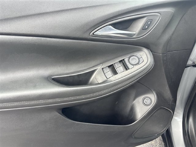 Certified 2023 Buick Encore GX Select AWD/4WD image 22